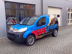 Nieuwe auto Reus Sport