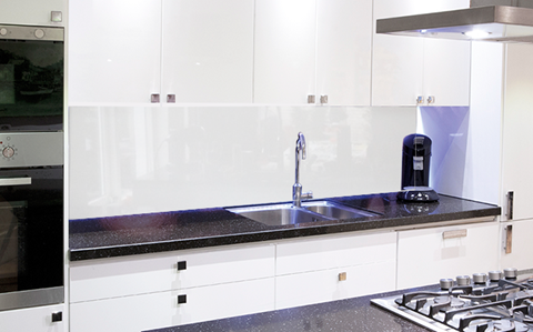 Glas in de keuken? Wel zo praktisch…