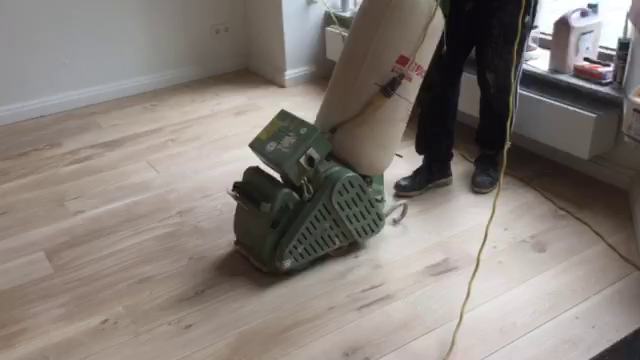 Een prachtig resultaat van een gerenoveerde vloer