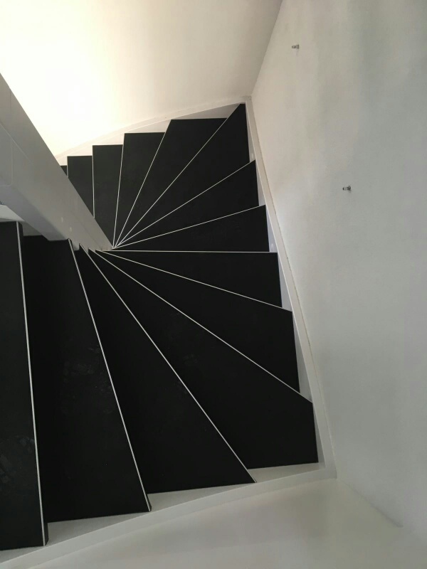 Traprenovatie door Noord-West Interieurs